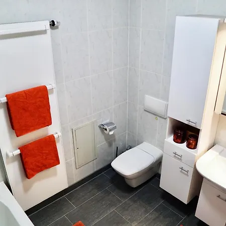 Gemutliche Zweiraumwohnung Im Zentrum Von *