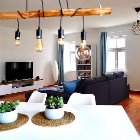 Gemutliche Zweiraumwohnung Im Zentrum Von *